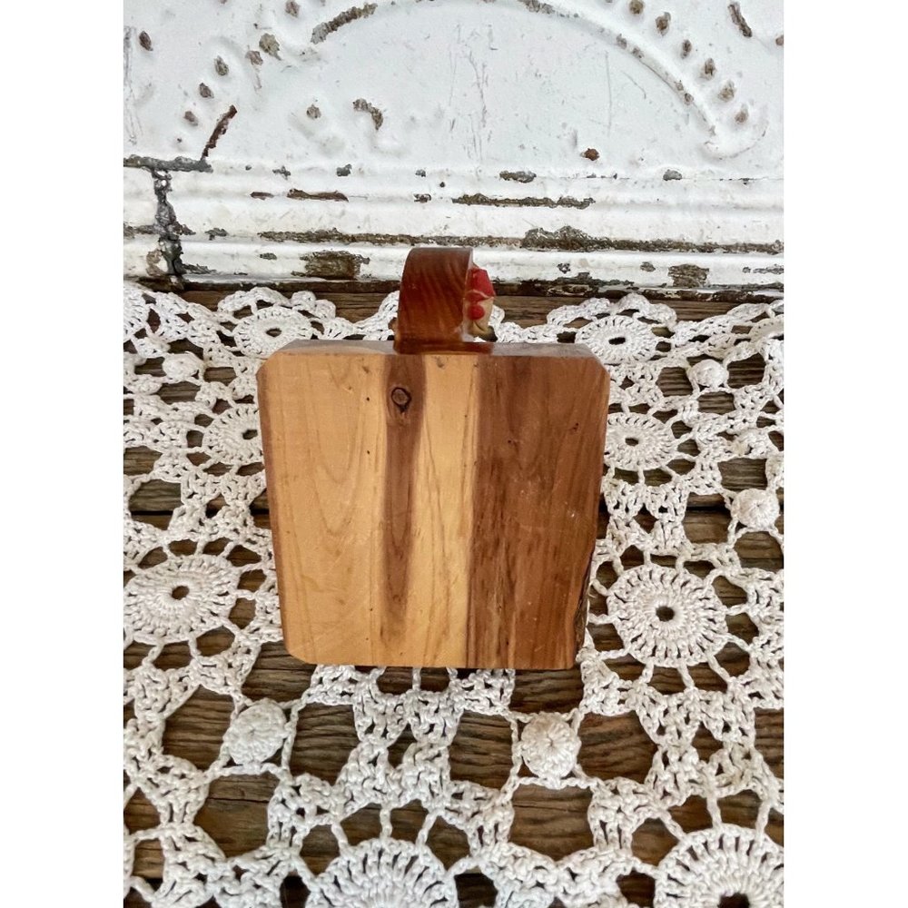 Vintage Wood Bird Scissor Holder, Pin Cushion Thread Spool sewing caddy - Picture 9 of 10